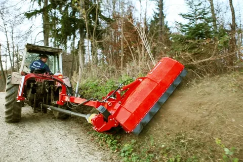 تصویر 4 از روتیواتور بازویی با بازو های قابل تنظیم برای کار در زمین های دشوار